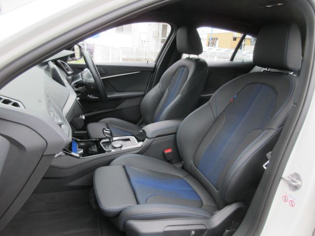 F40 118d Sports Hatch 5-door B47 2.0d