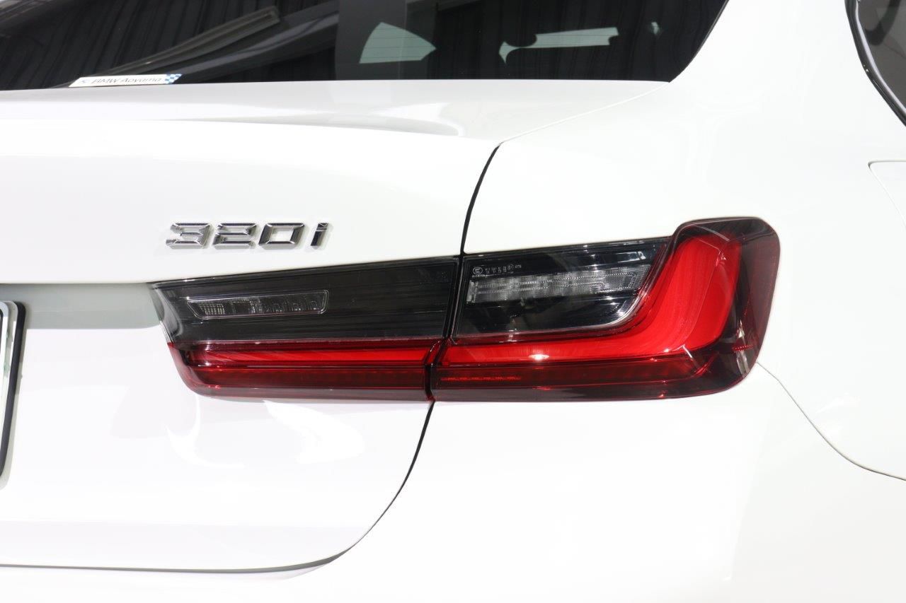 G20 320i Saloon LCI RHD MX