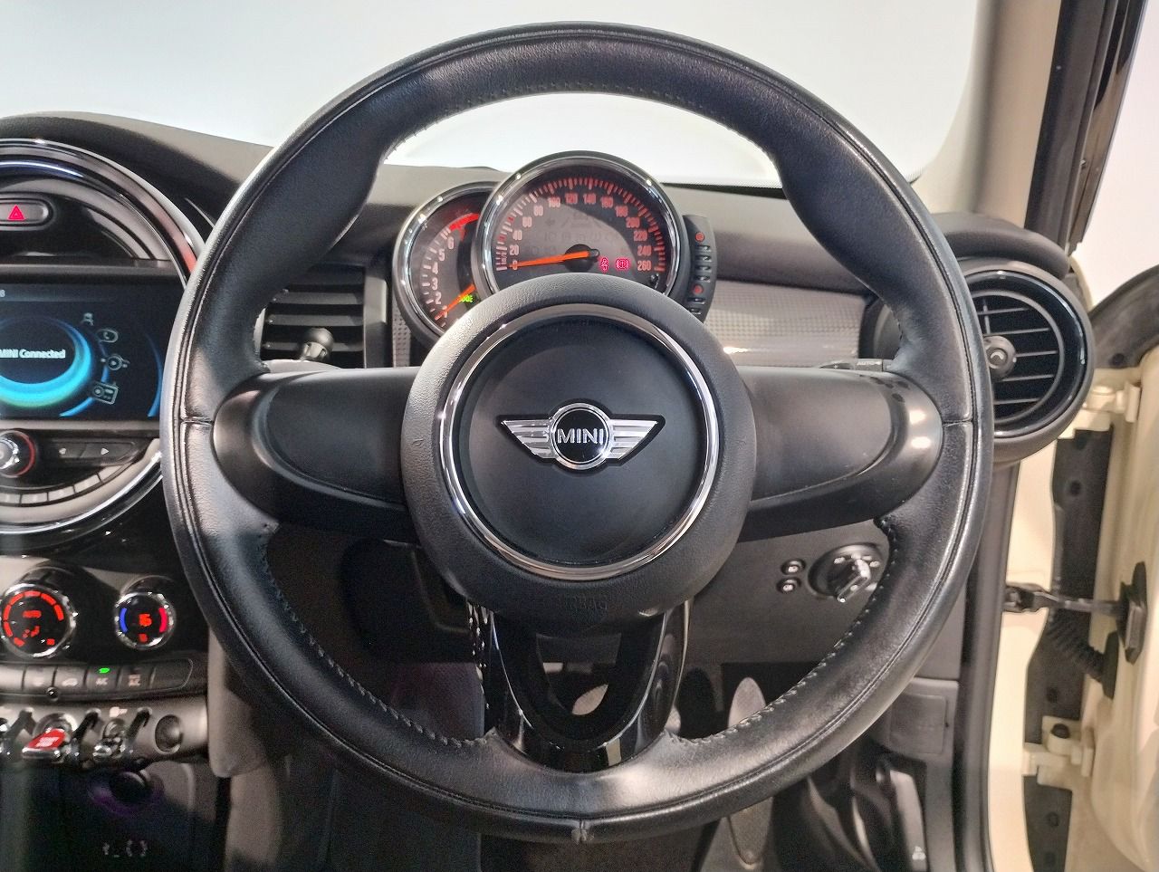 F55 COOPER