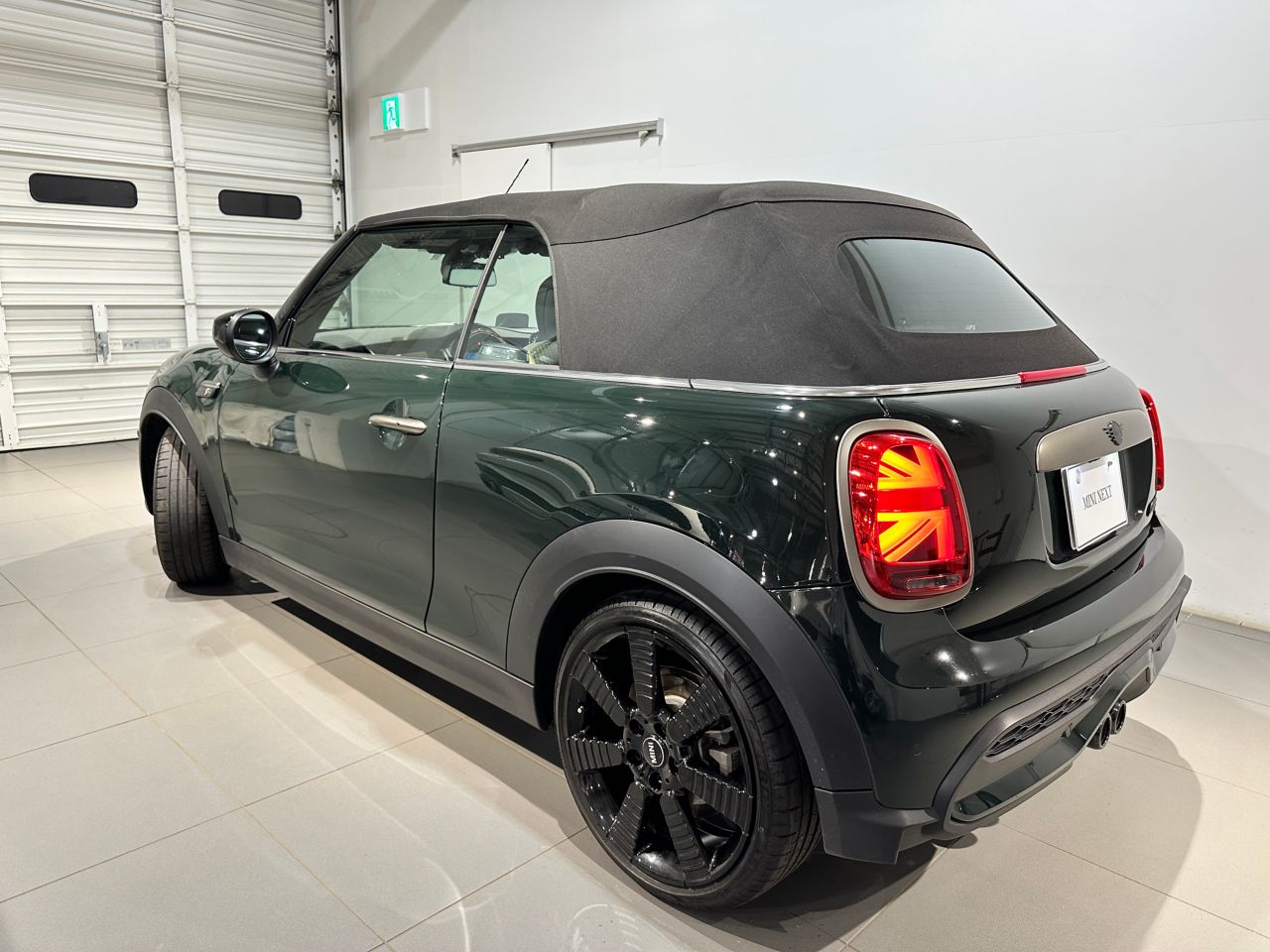 MINI Cooper S Convertible RHD