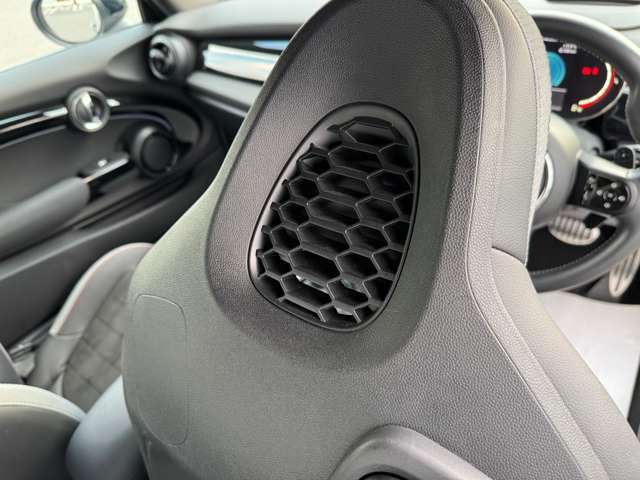 MINI JCW 3 Dr