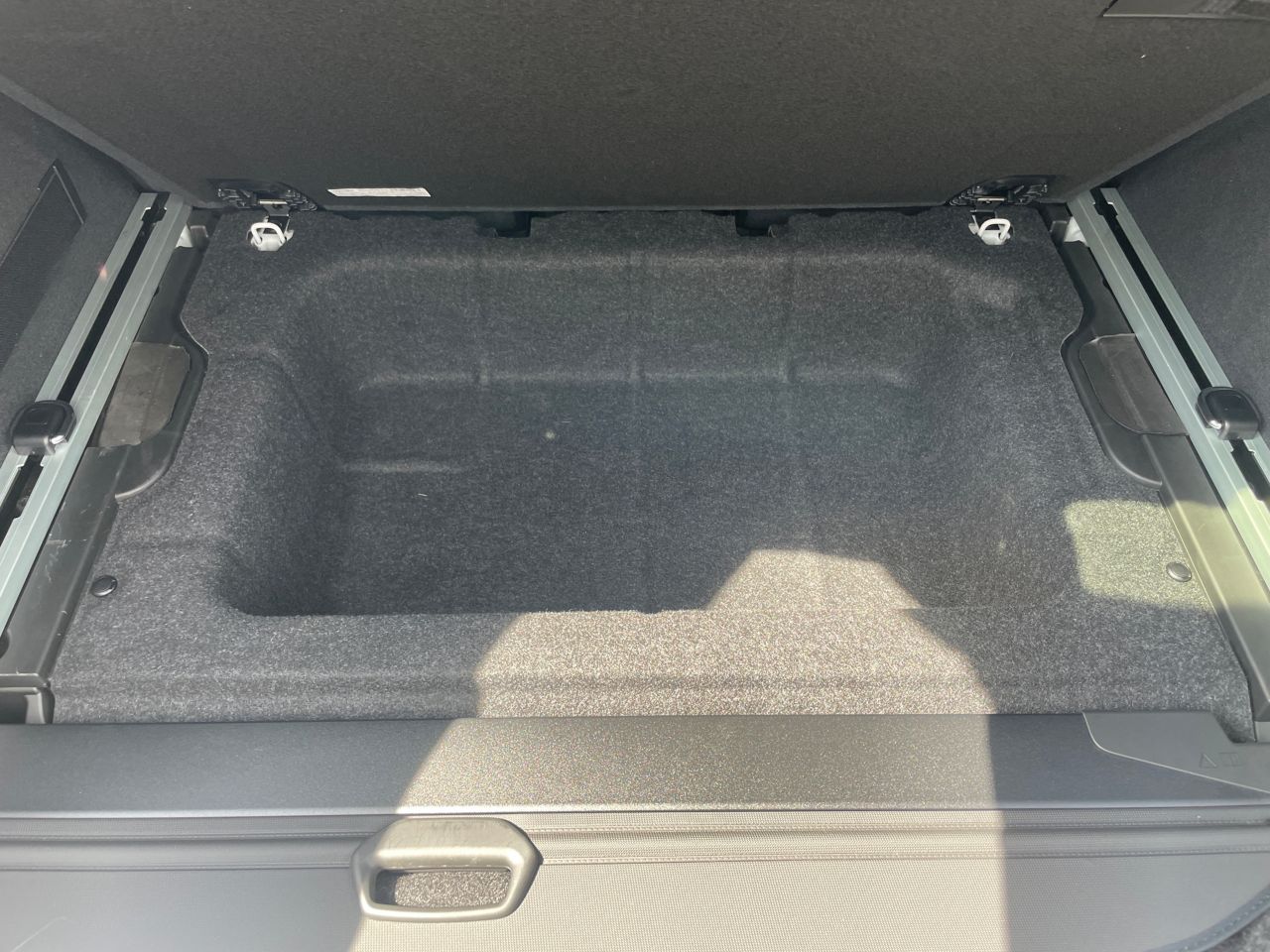 G01 X3 M40d RHD LCI ZA