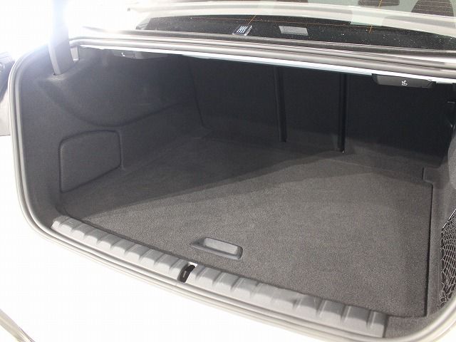 F4* **35i xDrive **** ***** B48 2.0i