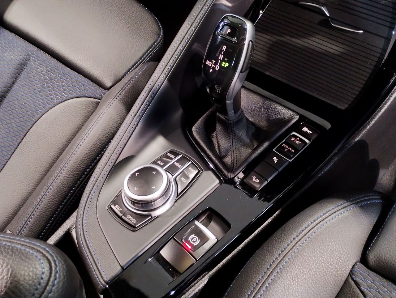 F48 X1 xDrive18d B47 2.0d LCI