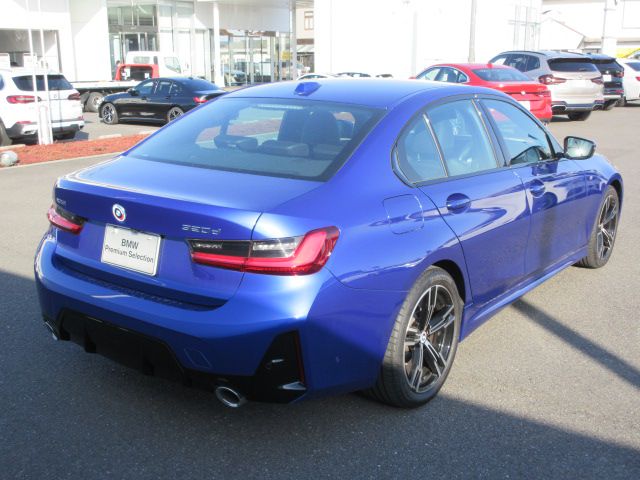 320d xDrive Berline RHD