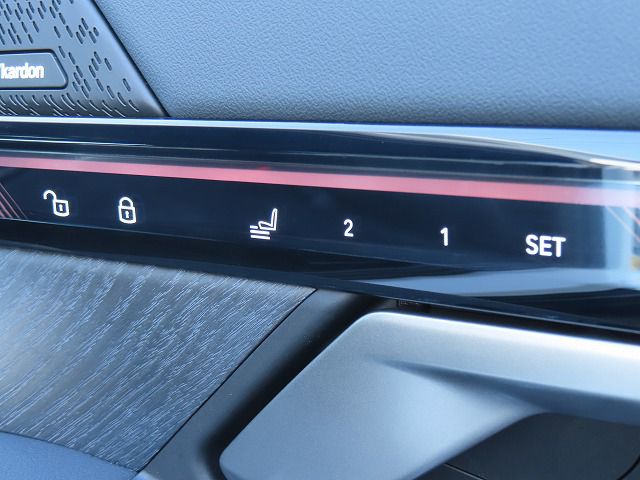 BMW i5 eDrive40 Sedan RHD