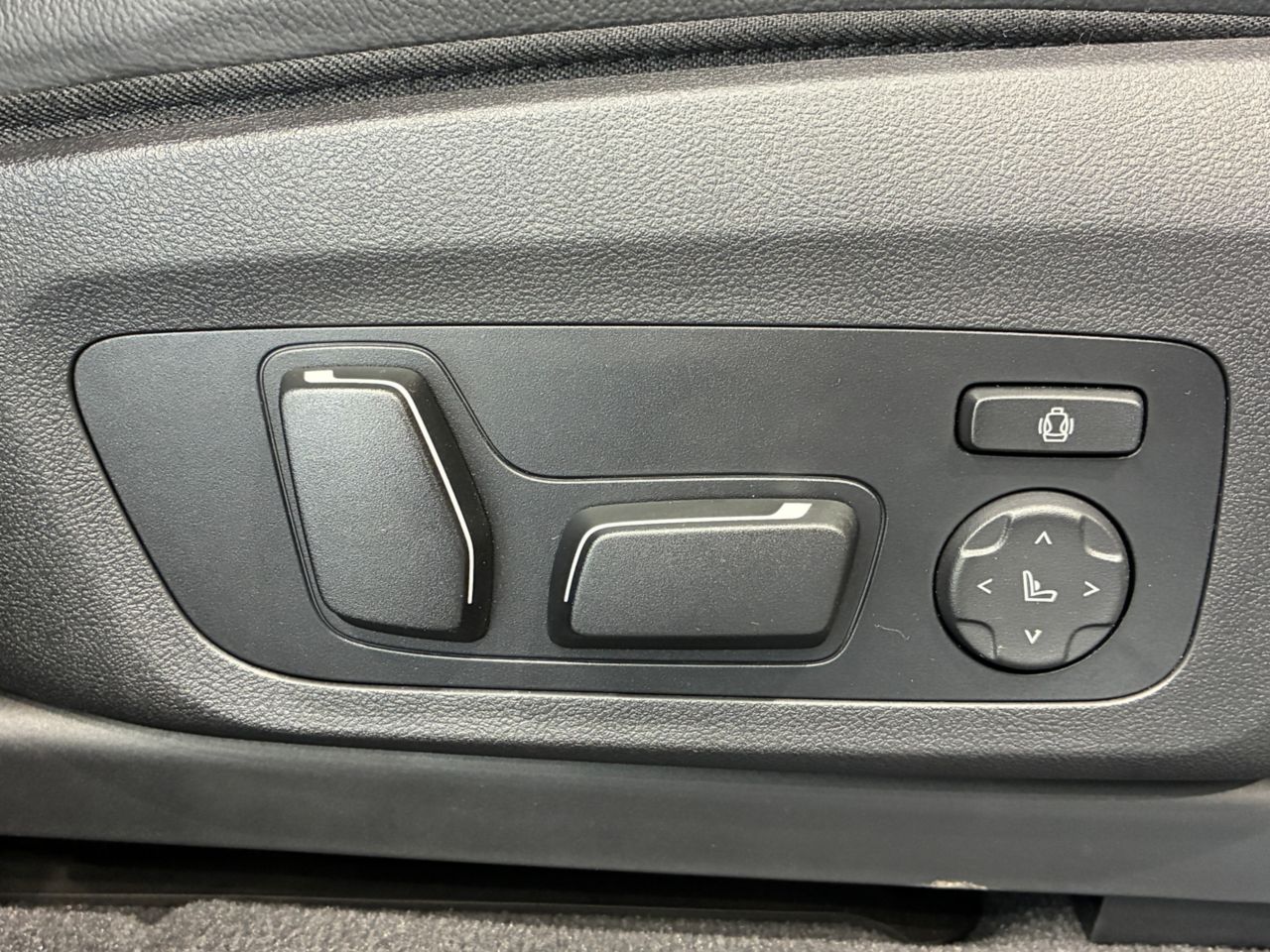 G01 X3 M40i RHD LCI ZA