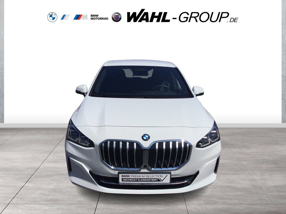 BMW 218