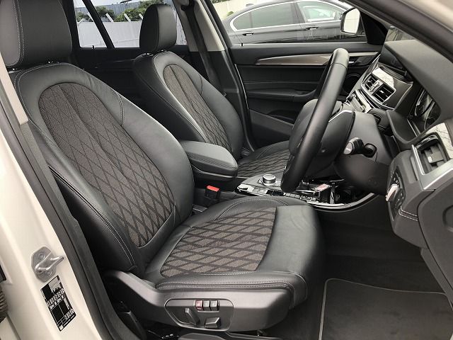X1 sDrive18i RHD