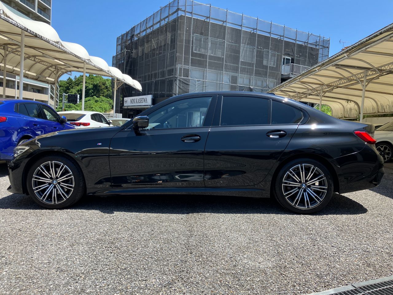 G20 320d xDrive RHD Saloon