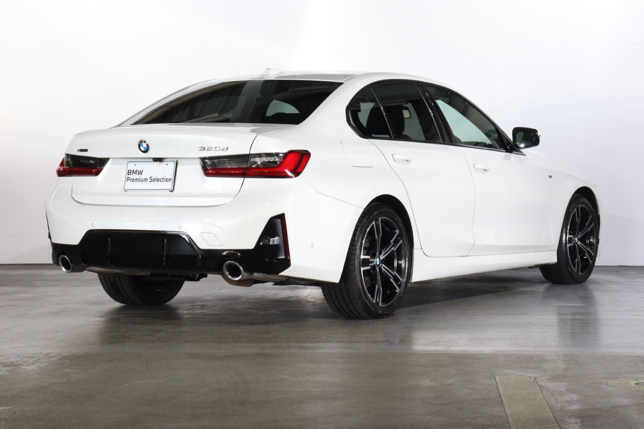 320d xDrive Berline RHD