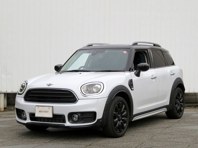 MINI COOPER D CROSSOVER.