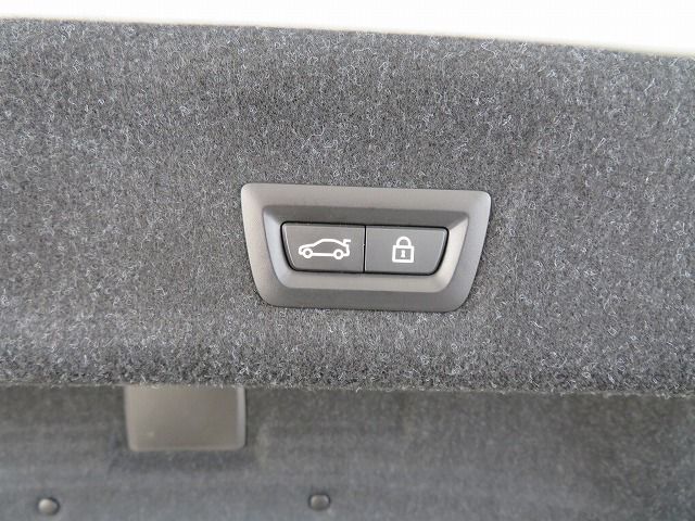 318i Berline RHD