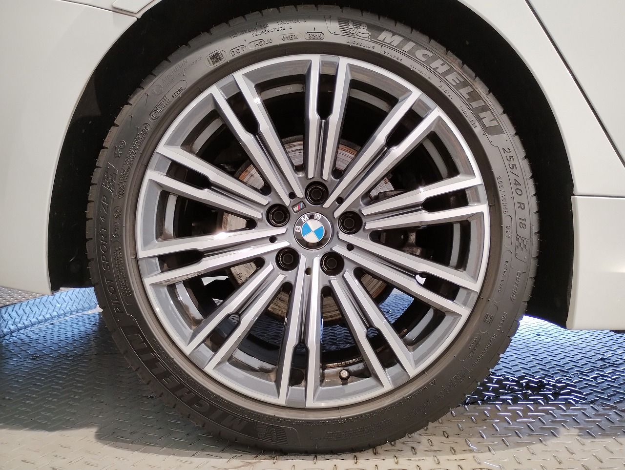 G20 320d xDrive RHD Saloon