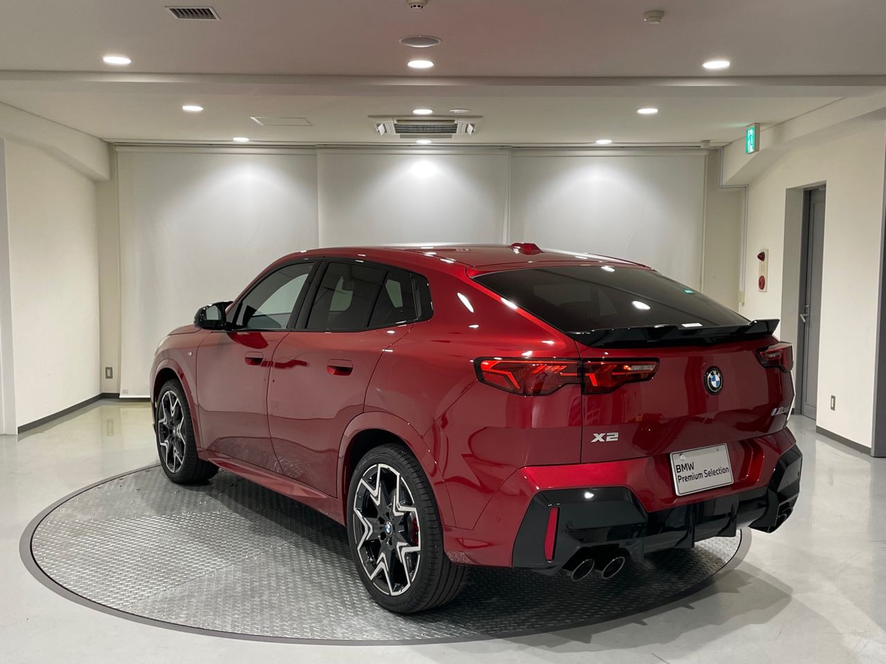 X2 M35i xDrive RHD