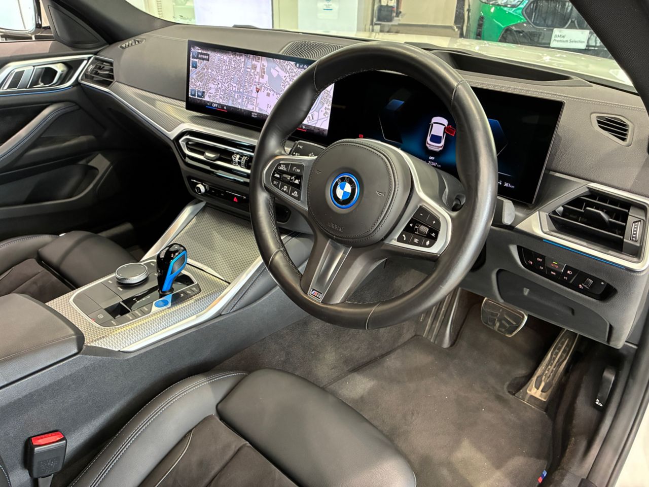 G26 i4 eDrive40 RHD
