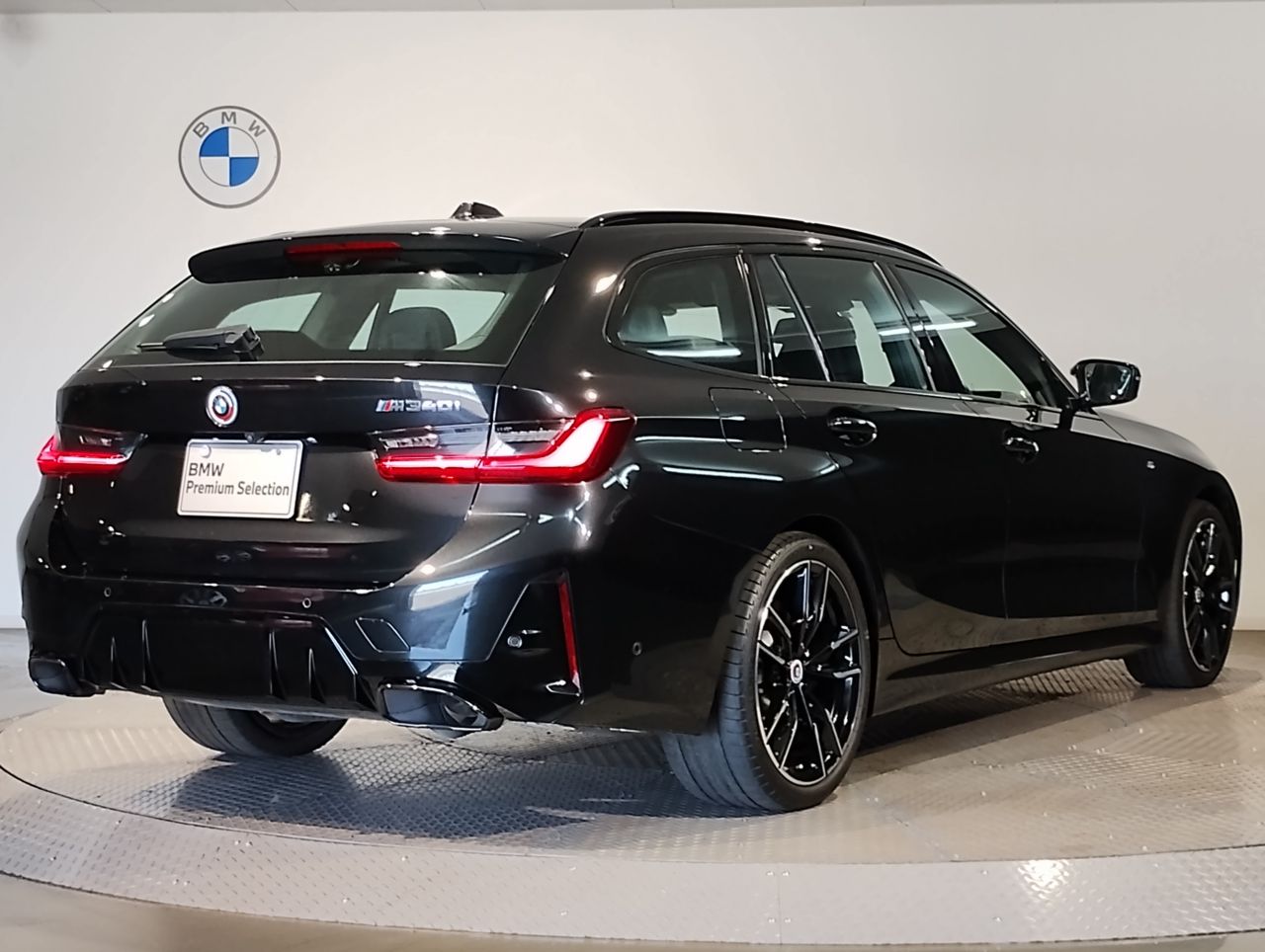 G21 M340i xDrive Touring LCI RHD