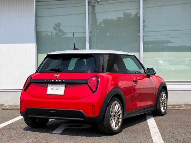 F66 MINI Cooper C 3Dr
