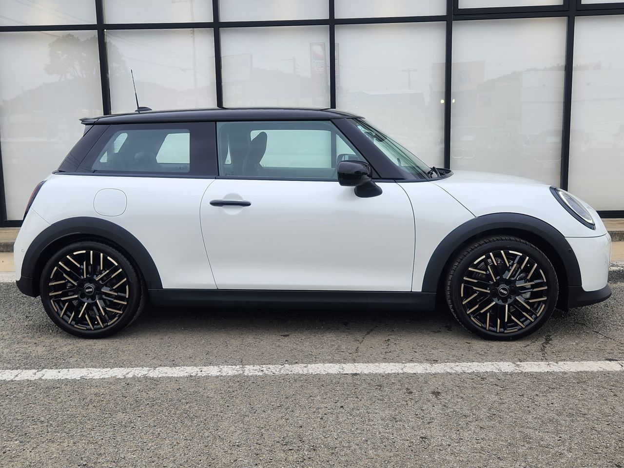 F66 MINI Cooper S 3Dr