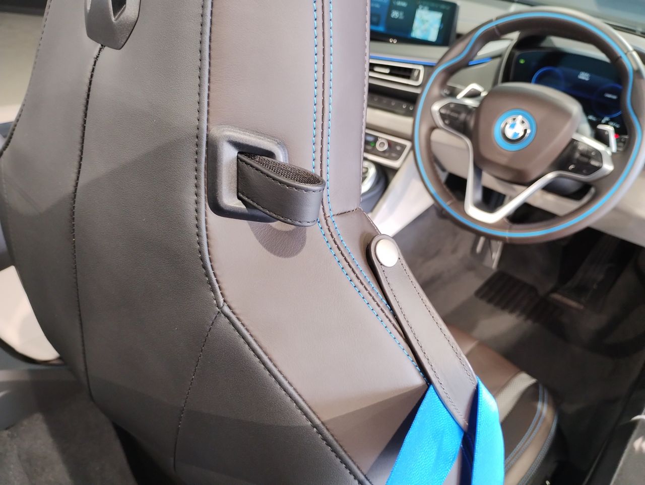 I15 i8 Roadster B38 1.5i