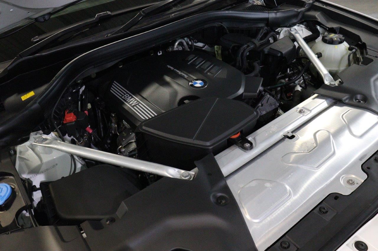 X4 xDrive20d RHD