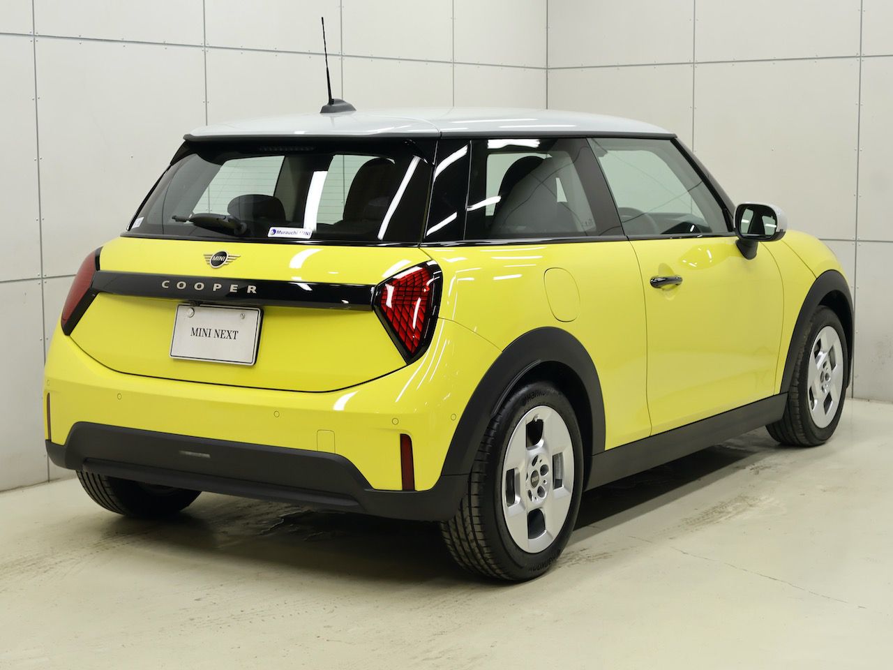 F66 MINI Cooper C 3Dr