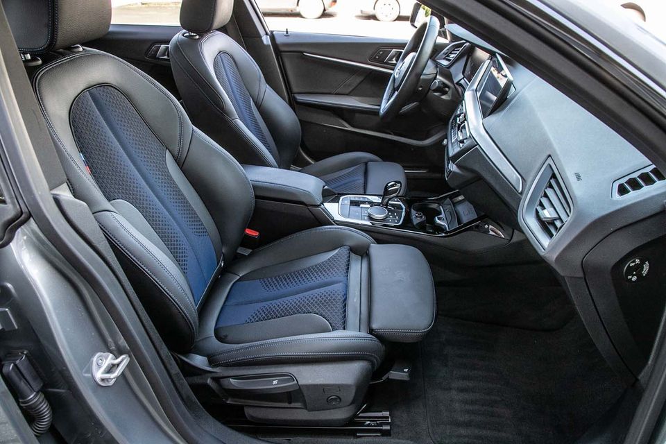 BMW 218