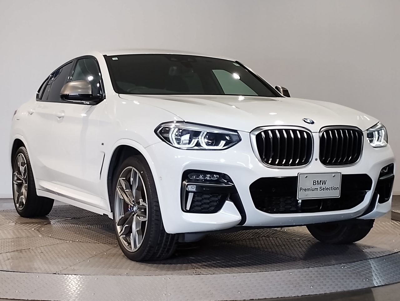 X4 M40i RHD