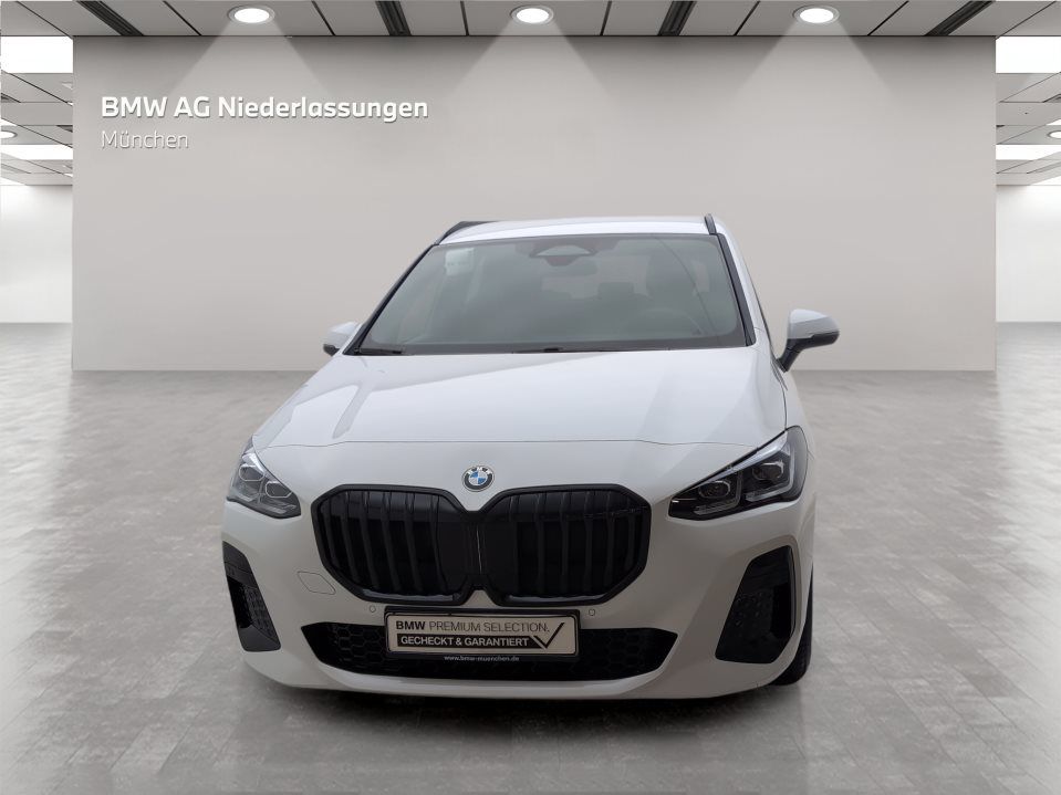 BMW 218