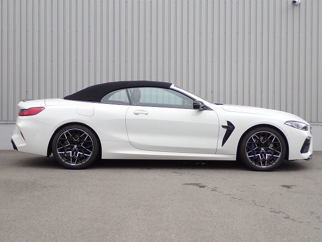 F91 M8 Competition Convertible S63 4.4i