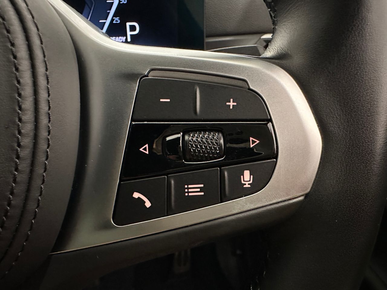 G26 i4 eDrive40 RHD
