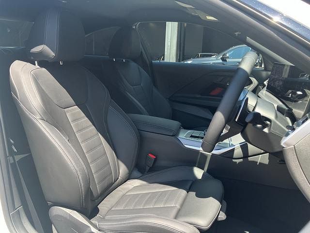 G42 220i Coupe