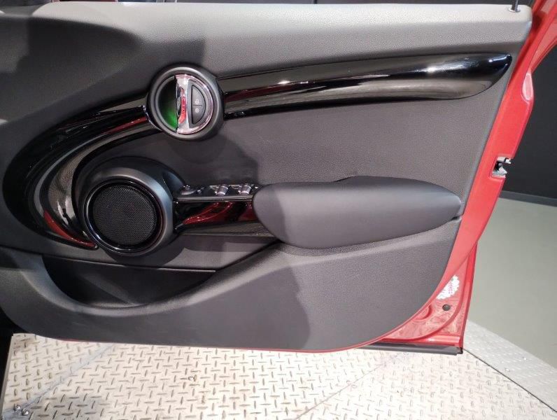 F55 MINI Cooper 5-Door Hatch LCI