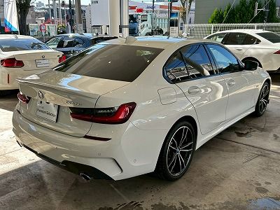 G20 330e Saloon RHD MX