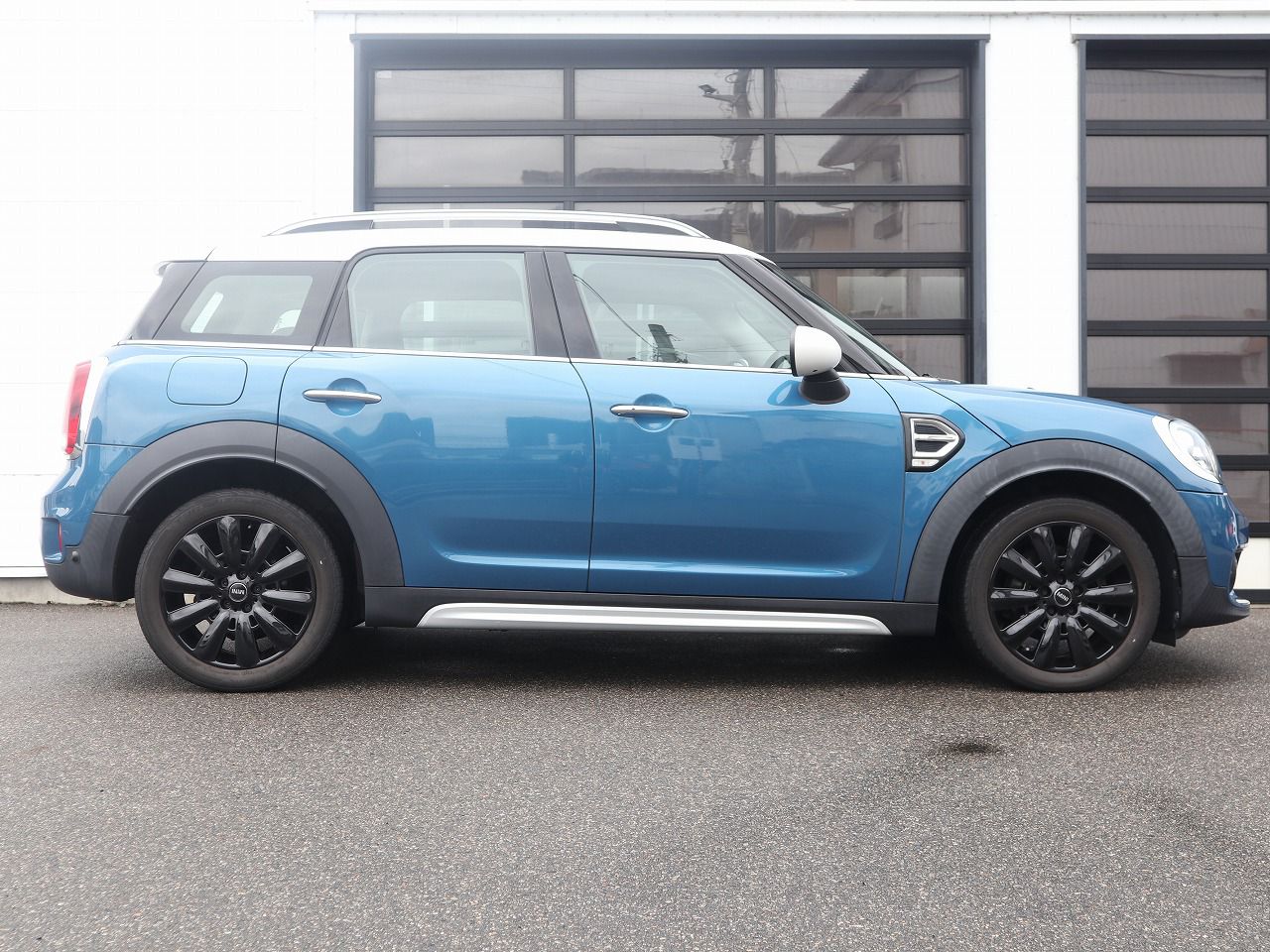 MINI CROSSOVER COOPER D