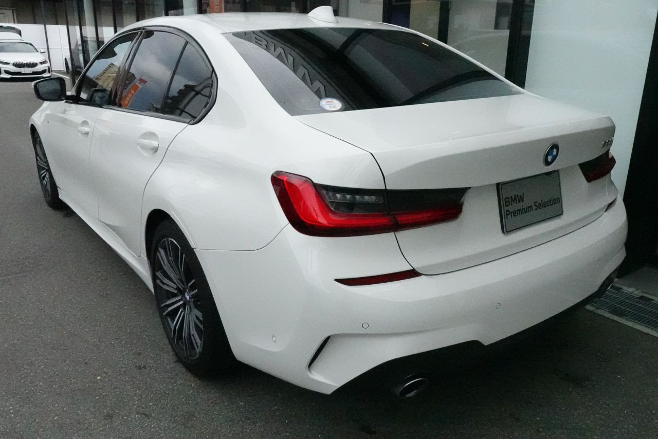 G20 320i Saloon RHD TU