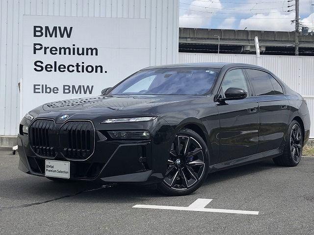 BMW 740i M Sport THE FIRST EDITION
