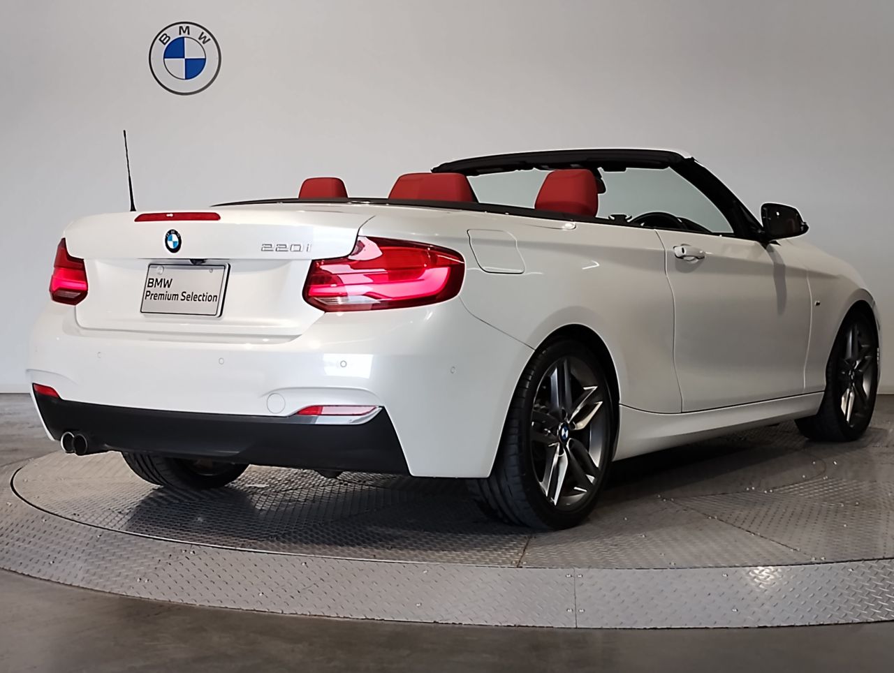 220I CABRIOLET RHD