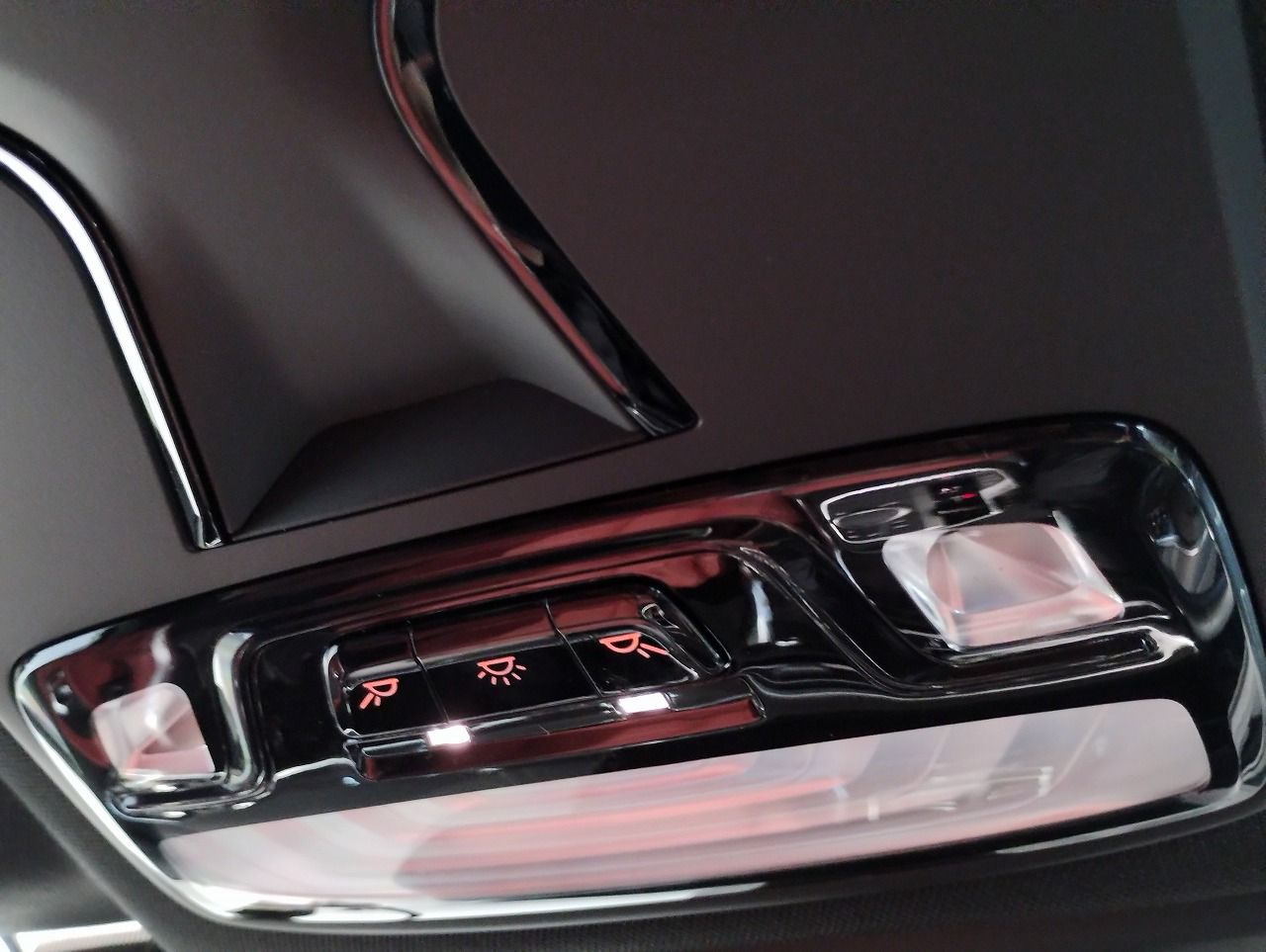 G20 320i Saloon LCI RHD MX