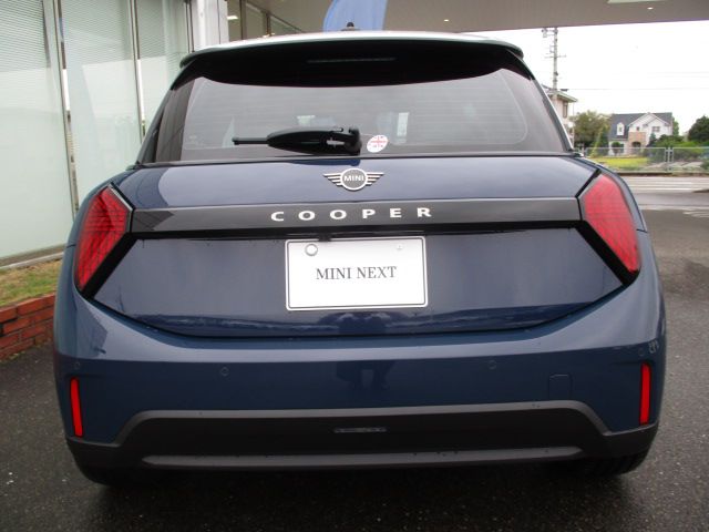 F66 MINI Cooper C 3Dr