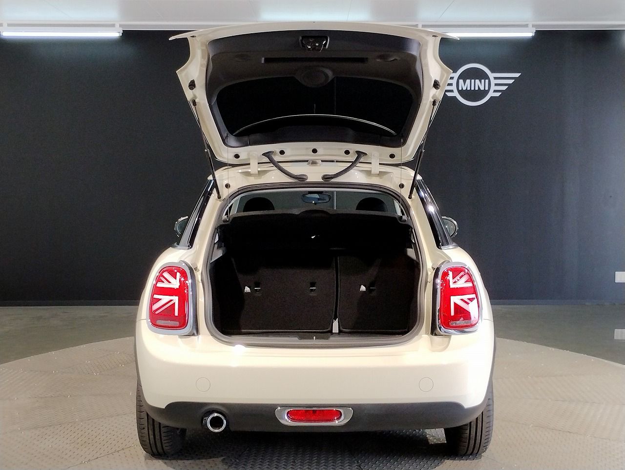 F55 ONE