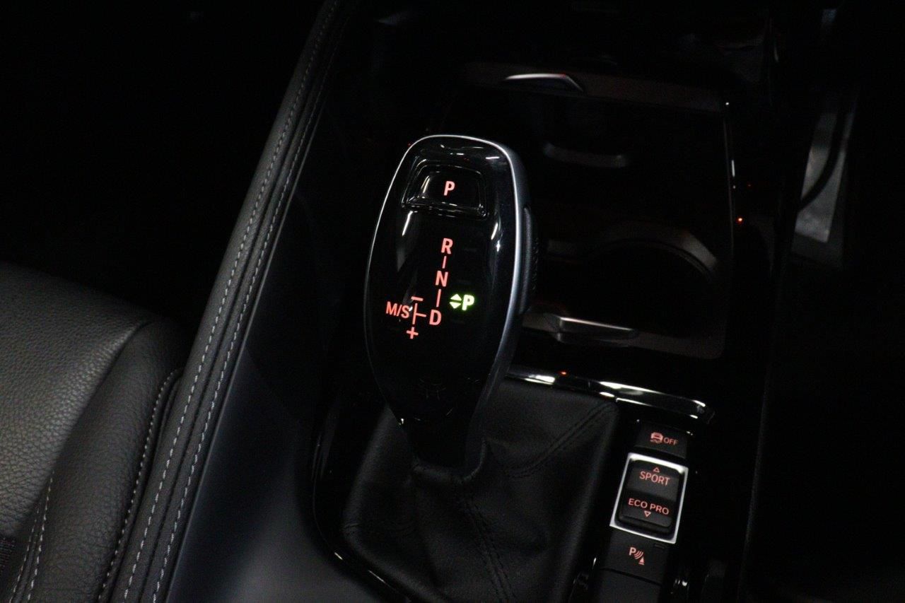 X1 sDrive18i RHD