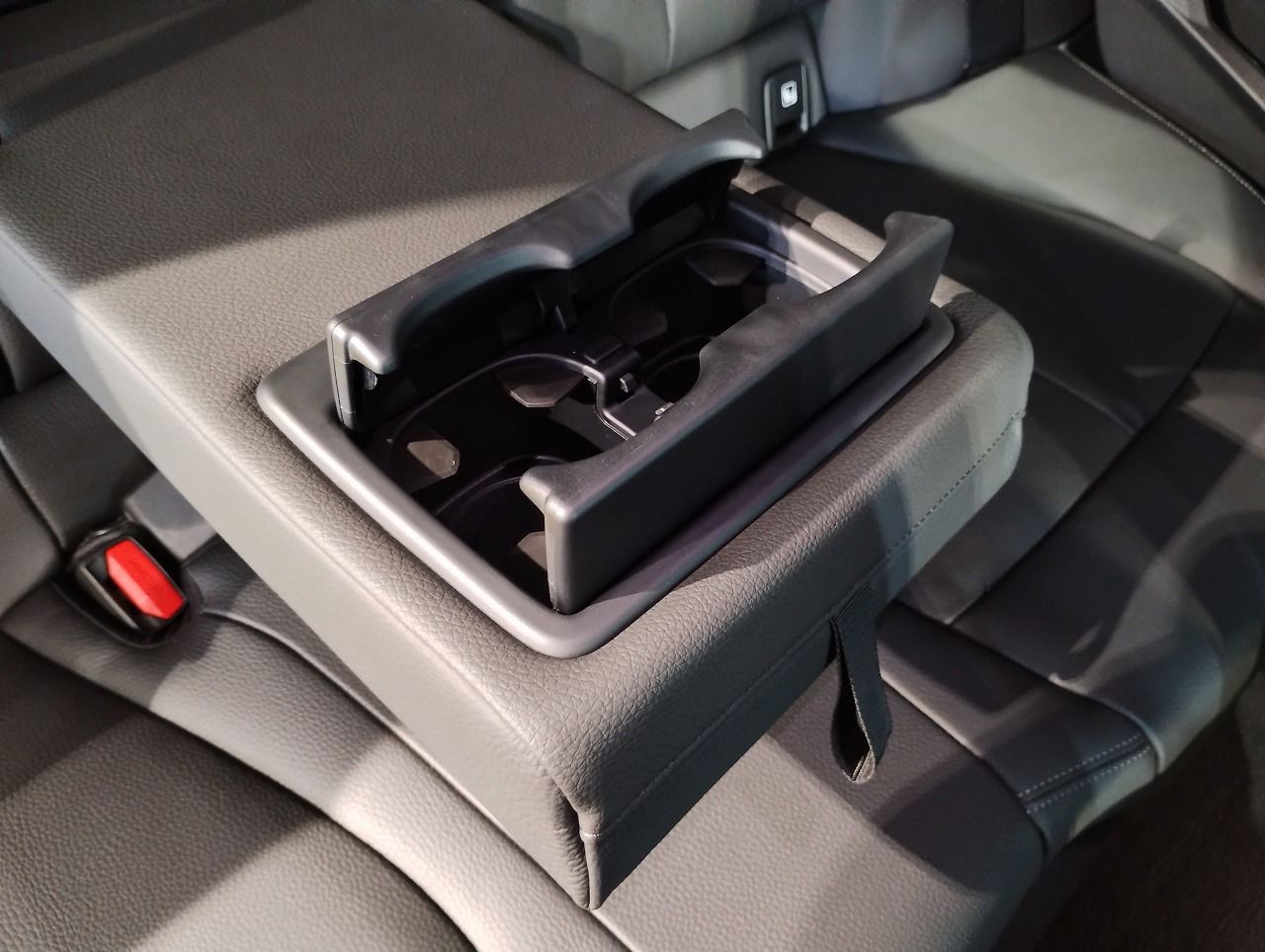 F40 118d Sports Hatch 5-door B47 2.0d