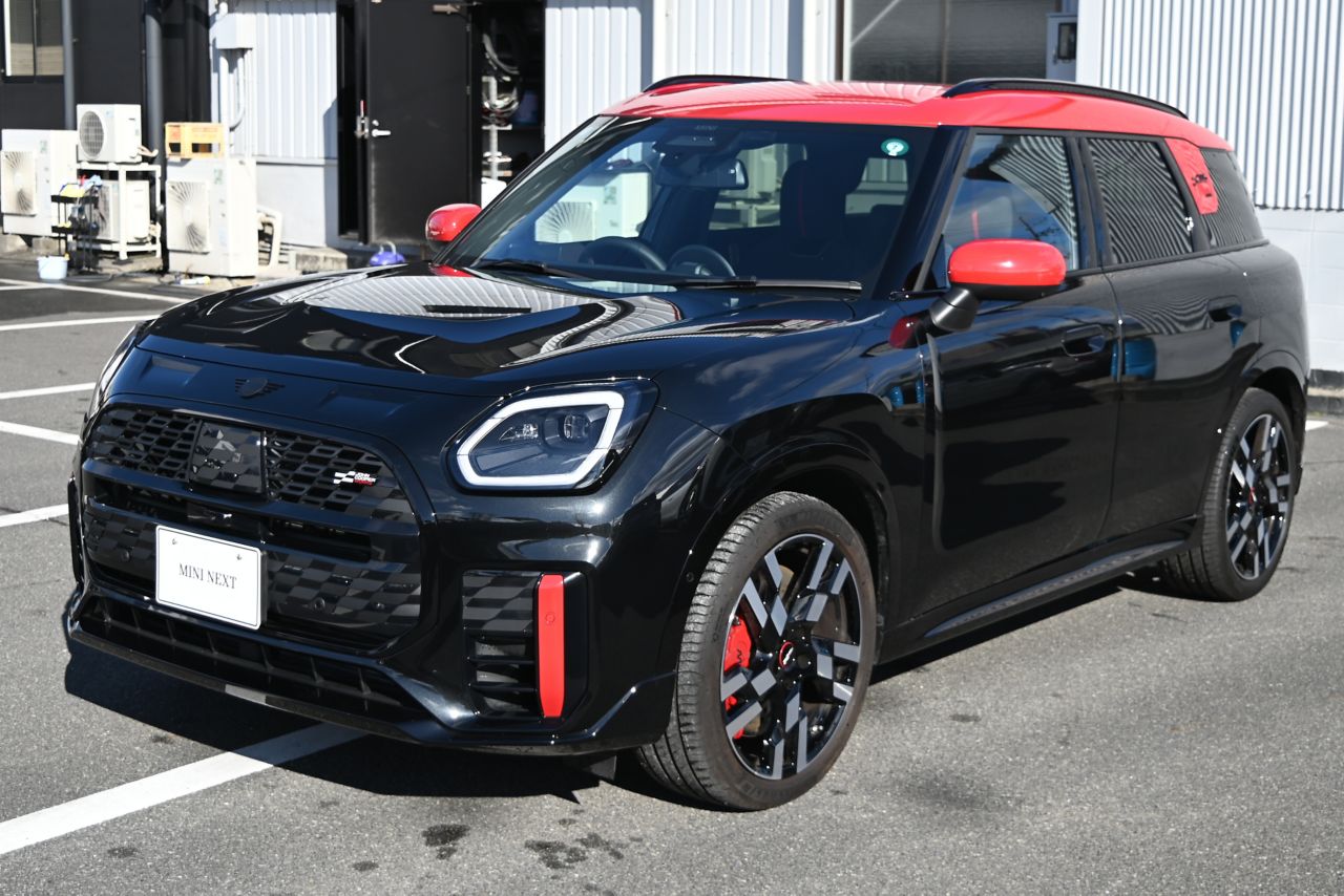 U25 MINI John Cooper Works Countryman ALL4