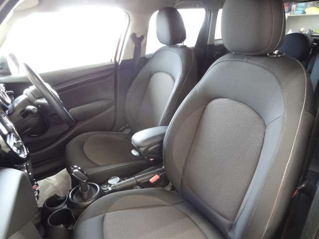 F55 MINI Cooper 5-Door Hatch LCI
