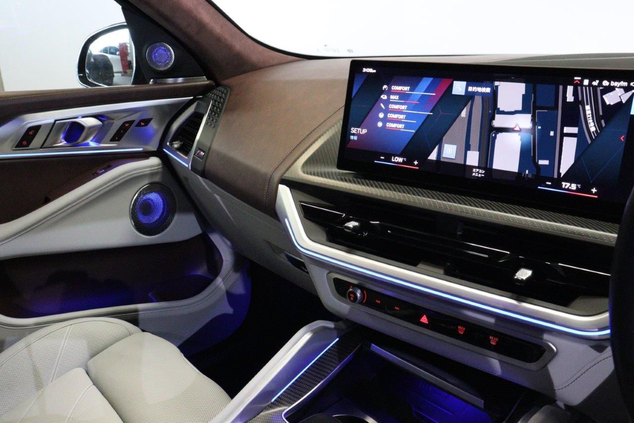 XM RHD