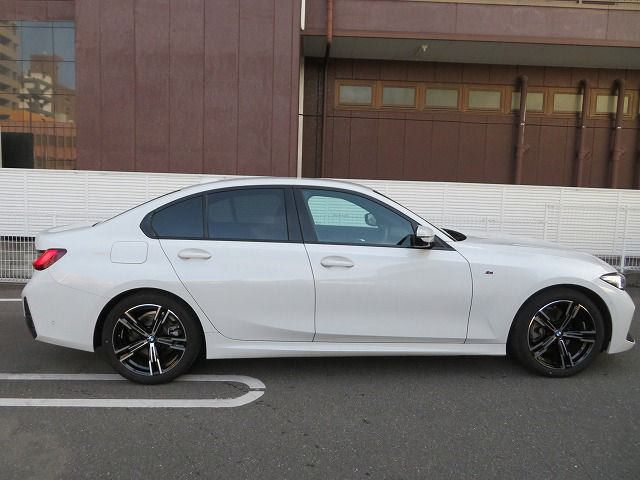 G20 320i Saloon LCI RHD MX