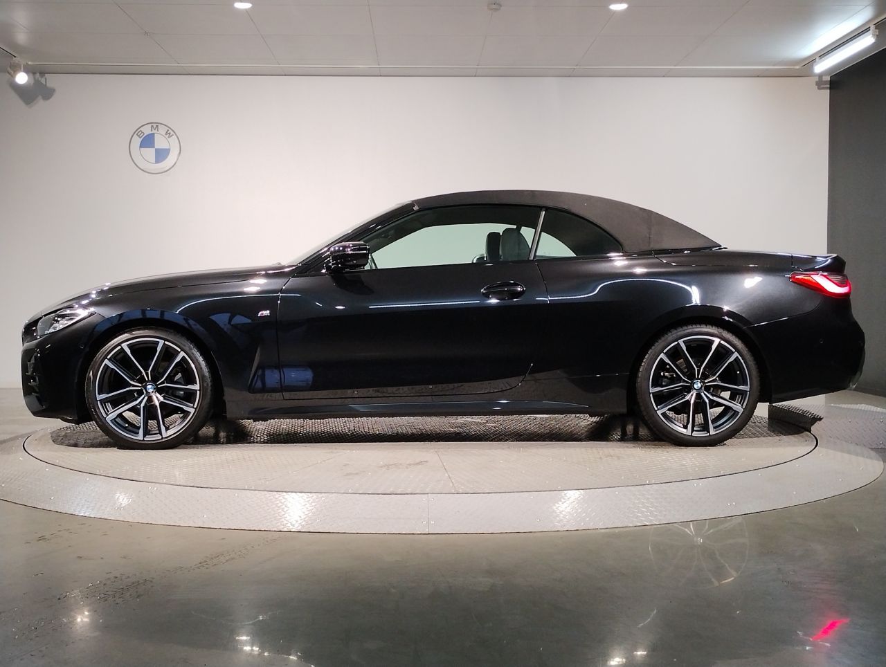 G23 420i Convertible RHD