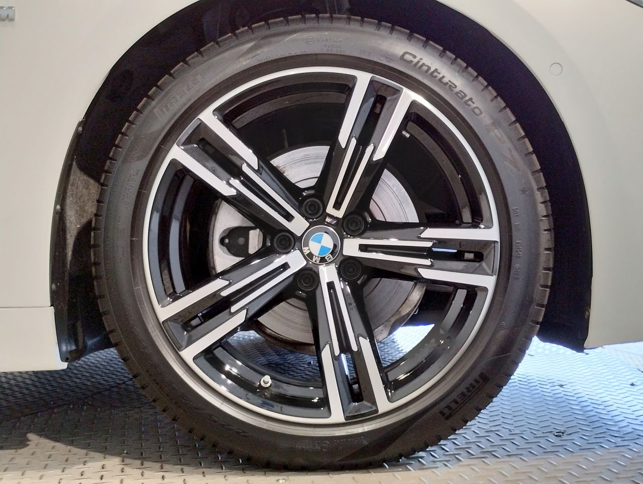 G42 220i Coupe