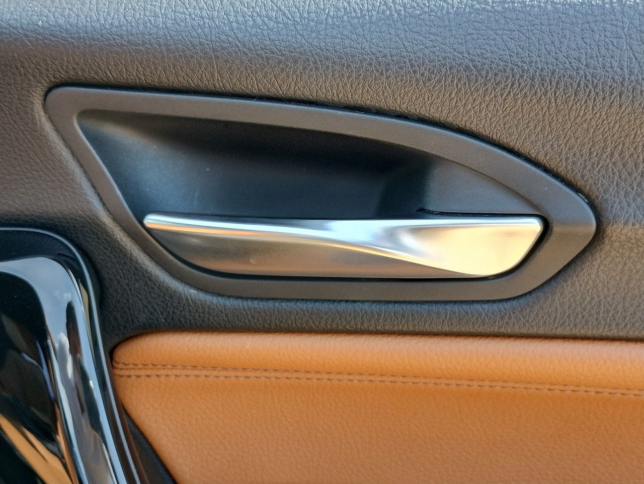 118D 5DOOR RHD
